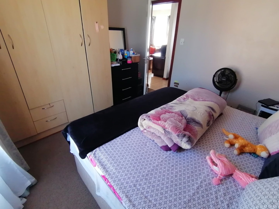 2 Bedroom Property for Sale in Vredenhof Sh Free State